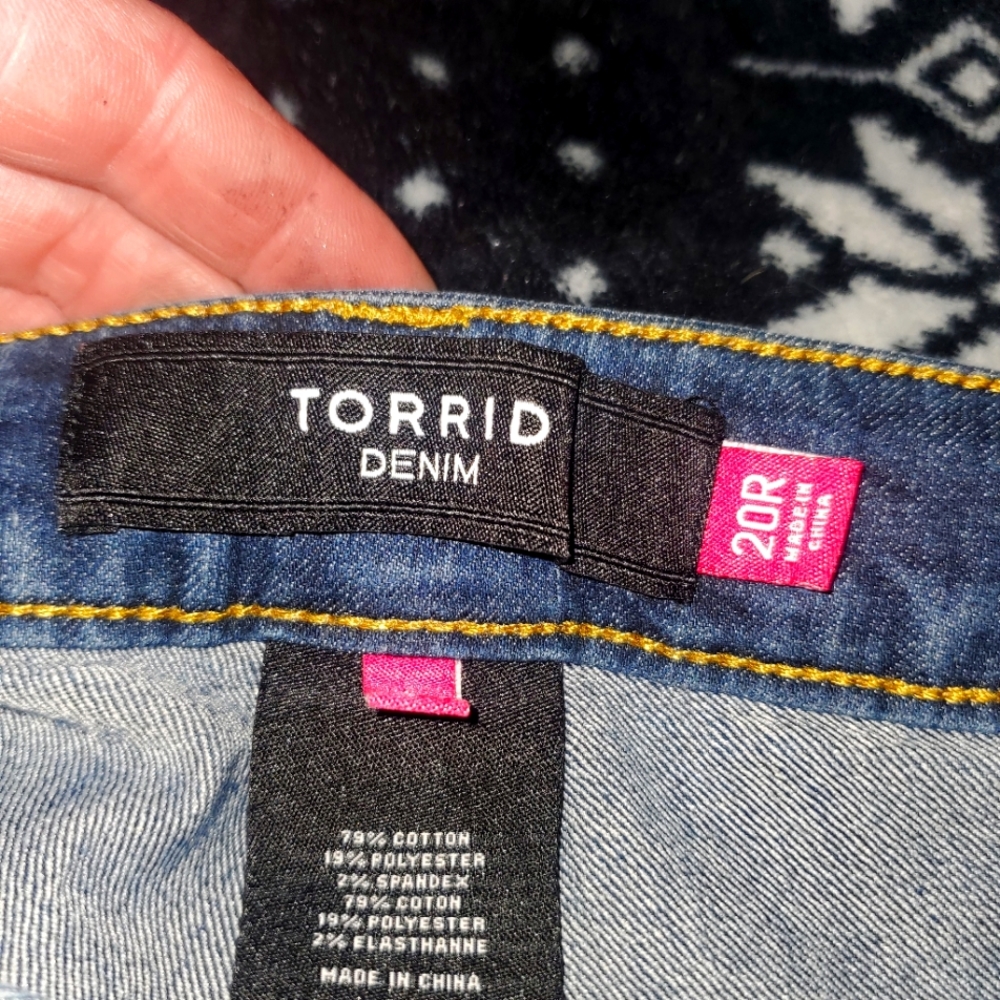 Pair of torrid skinny jeans size 20R
